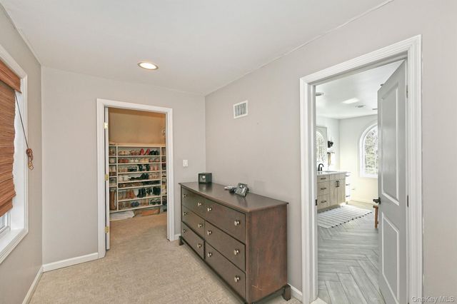 11 Westfield Drive, Centerport, NY 11721