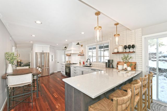 11 Westfield Drive, Centerport, NY 11721