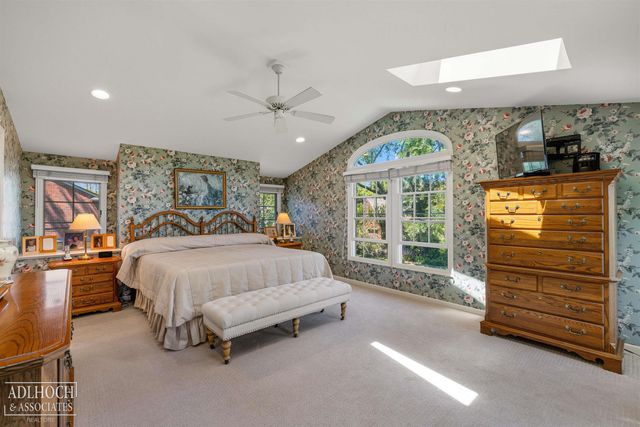 1254 Berkshire Road, Grosse Pointe, MI 48230