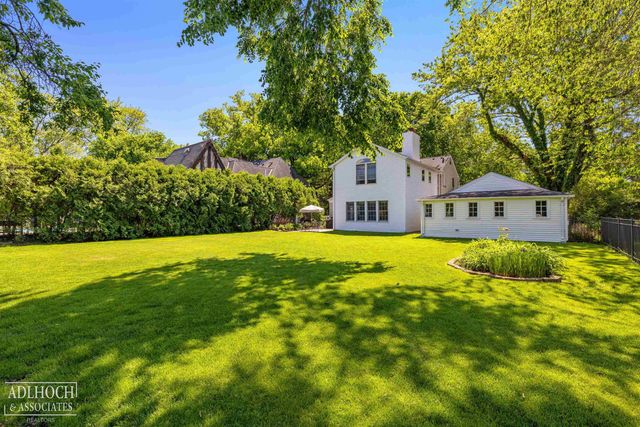 1254 Berkshire Road, Grosse Pointe, MI 48230