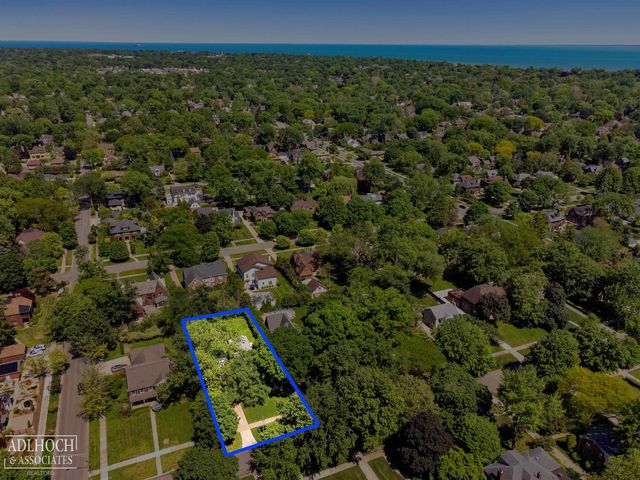 1254 Berkshire Road, Grosse Pointe, MI 48230