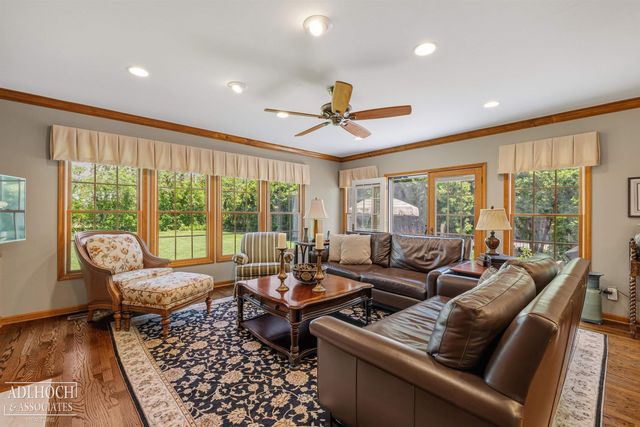 1254 Berkshire Road, Grosse Pointe, MI 48230