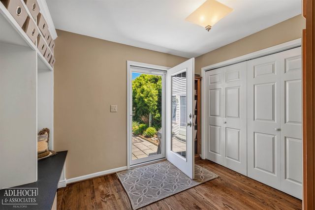 1254 Berkshire Road, Grosse Pointe, MI 48230