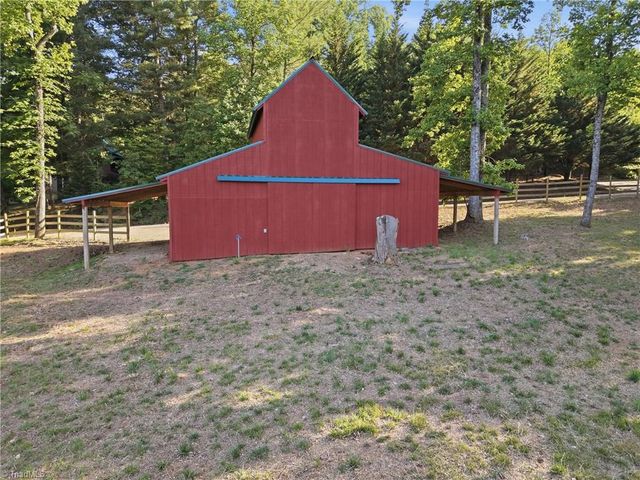 258 Gabriel Way, Moravian Falls, NC 28654