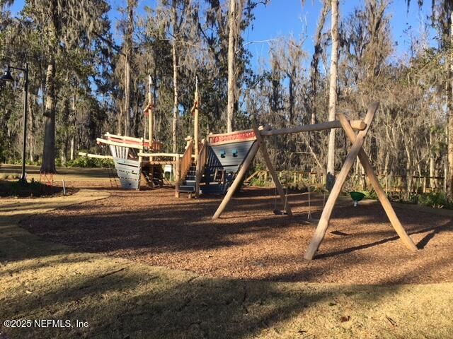 305 CRAFTON Circle, St. Johns, FL 32259