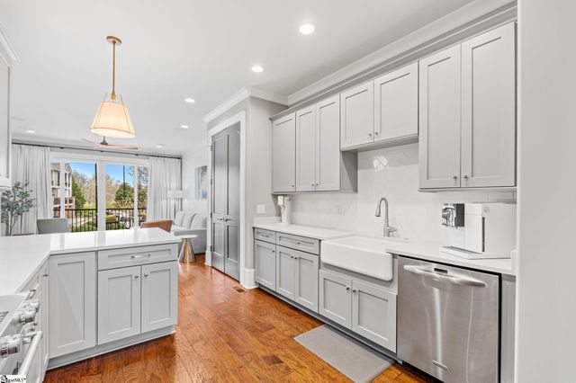 100 S Hudson Street Unit A6, Greenville, SC 29601