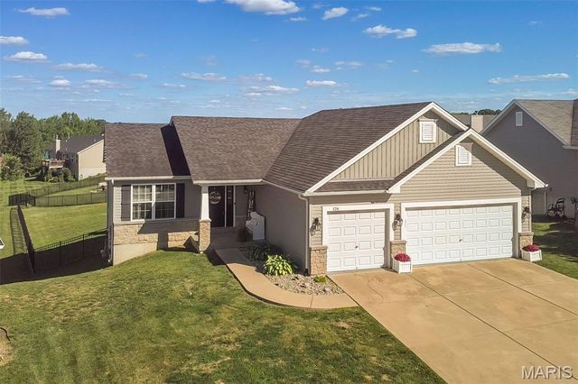 126 Riverdale Woods Circle, O'fallon, MO 63366
