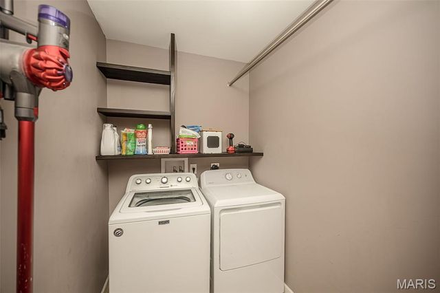126 Riverdale Woods Circle, O'fallon, MO 63366