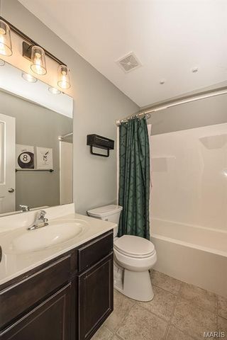 126 Riverdale Woods Circle, O'fallon, MO 63366