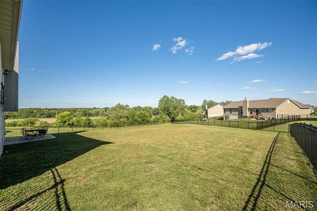 126 Riverdale Woods Circle, O'fallon, MO 63366