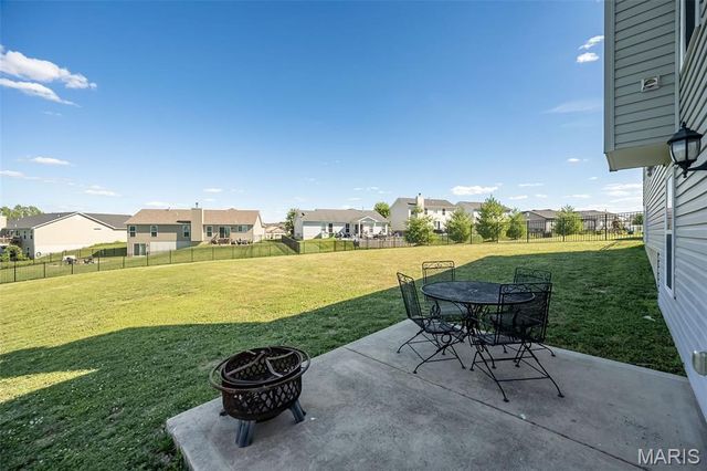126 Riverdale Woods Circle, O'fallon, MO 63366