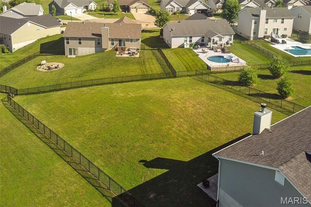126 Riverdale Woods Circle, O'fallon, MO 63366