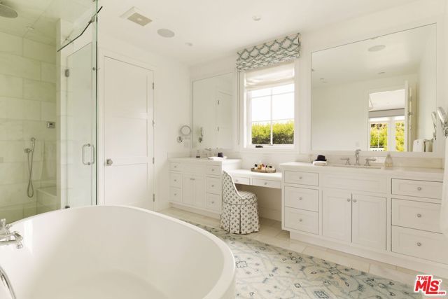 524 Ocampo Drive, Los Angeles, CA 90272
