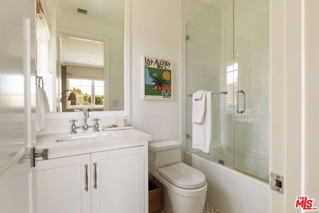 524 Ocampo Drive, Los Angeles, CA 90272