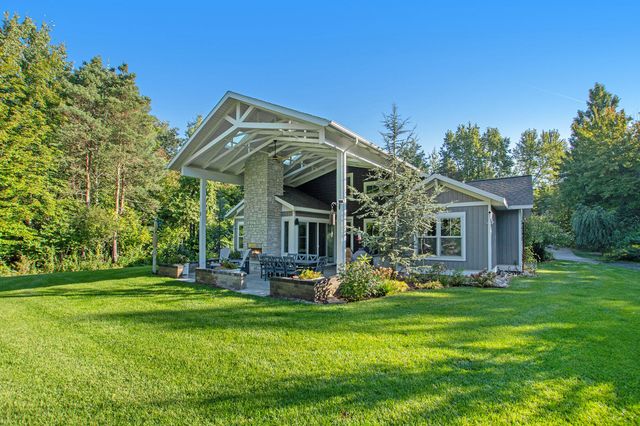 4656 Arbor Trail, Laketown Twp, MI 49423