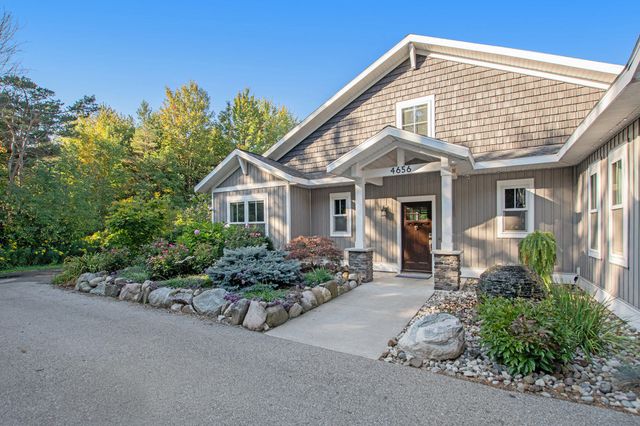 4656 Arbor Trail, Laketown Twp, MI 49423