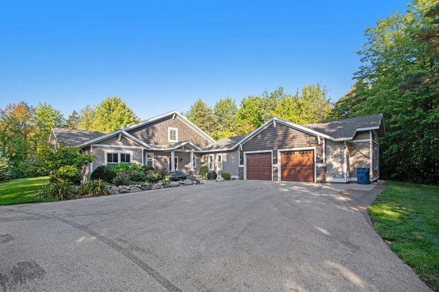 4656 Arbor Trail, Laketown Twp, MI 49423