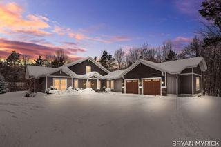 4656 Arbor Trail, Laketown Twp, MI 49423