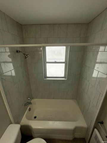 1660 SAINT JOE Boulevard, Fort Wayne, IN 46805