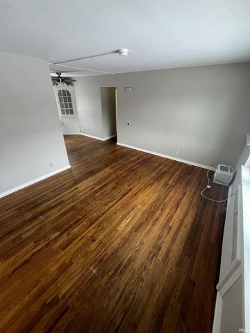 1660 SAINT JOE Boulevard, Fort Wayne, IN 46805