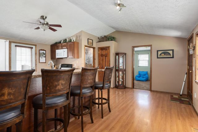 1691 Dyer Road, Grove City, OH 43123