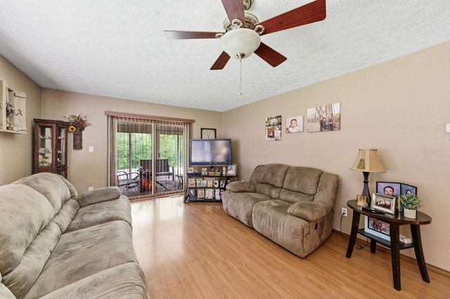 1691 Dyer Road, Grove City, OH 43123