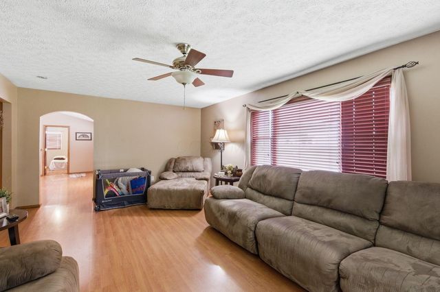 1691 Dyer Road, Grove City, OH 43123