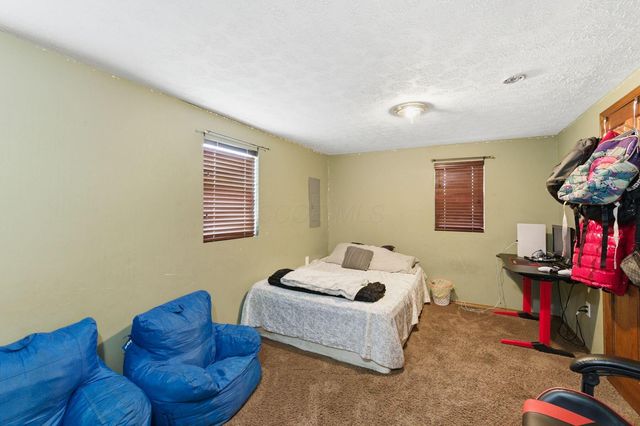 1691 Dyer Road, Grove City, OH 43123