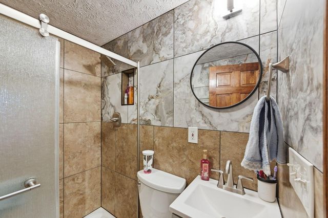 1691 Dyer Road, Grove City, OH 43123