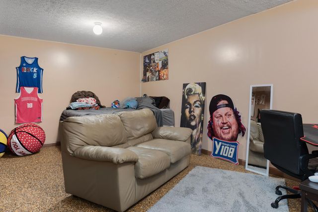 1691 Dyer Road, Grove City, OH 43123
