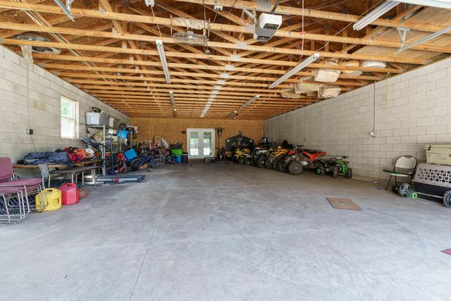 1691 Dyer Road, Grove City, OH 43123