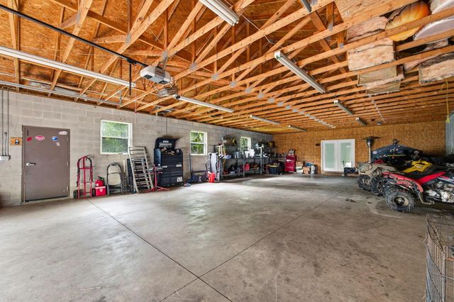1691 Dyer Road, Grove City, OH 43123