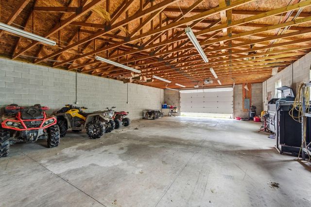 1691 Dyer Road, Grove City, OH 43123