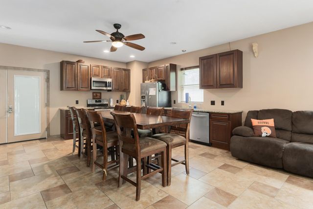 1691 Dyer Road, Grove City, OH 43123