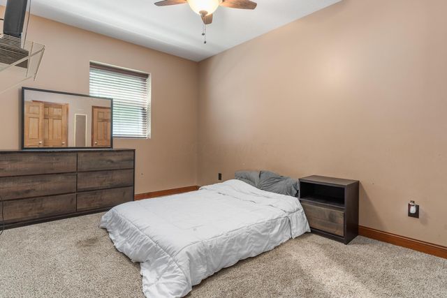 1691 Dyer Road, Grove City, OH 43123