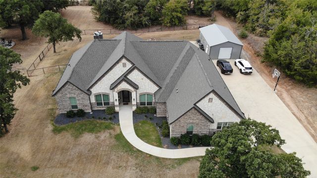 128 Paradise Oaks Court, Paradise, TX 76073