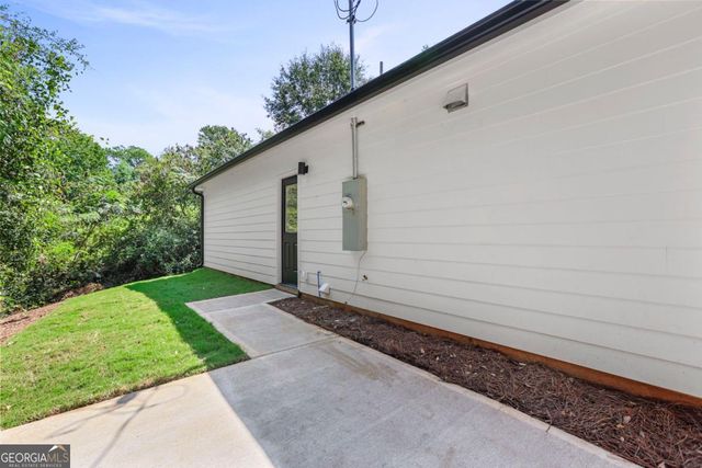 406 Poplar Street, Hogansville, GA 30230