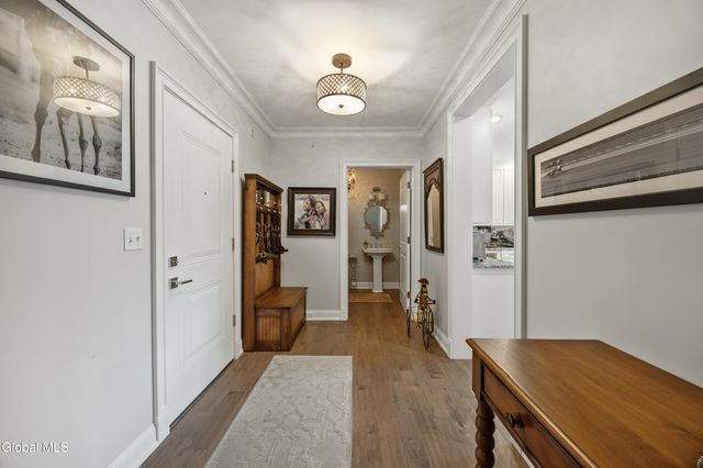 46 Union Avenue 303, Saratoga Springs, NY 12866