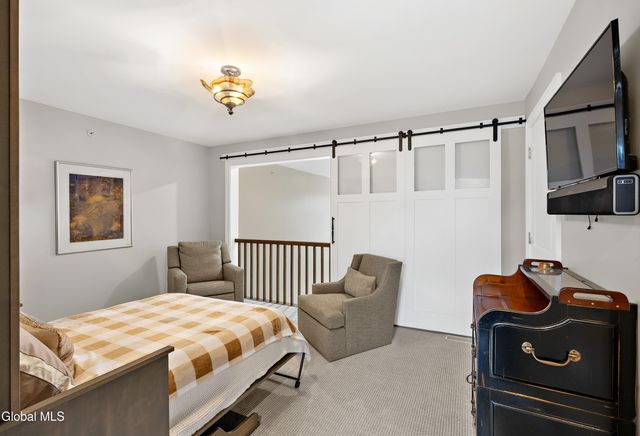 46 Union Avenue 303, Saratoga Springs, NY 12866
