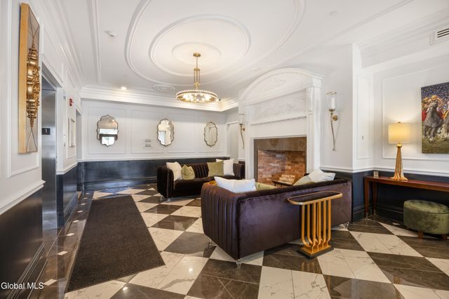 46 Union Avenue 303, Saratoga Springs, NY 12866