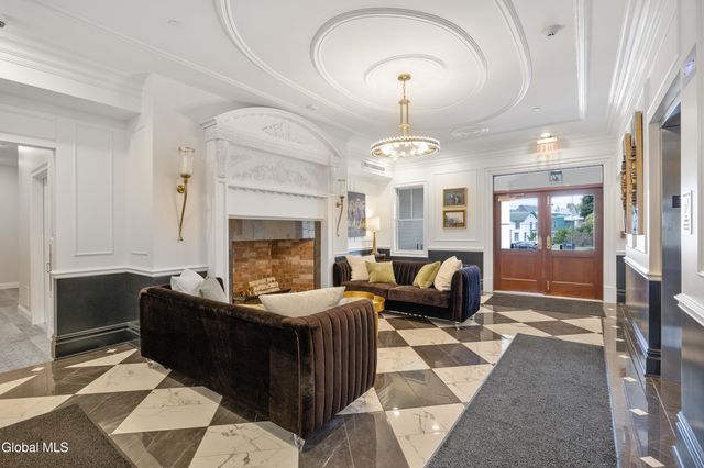 46 Union Avenue 303, Saratoga Springs, NY 12866