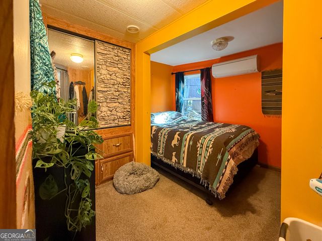 61 Rocky Lane, Cleveland, GA 30528