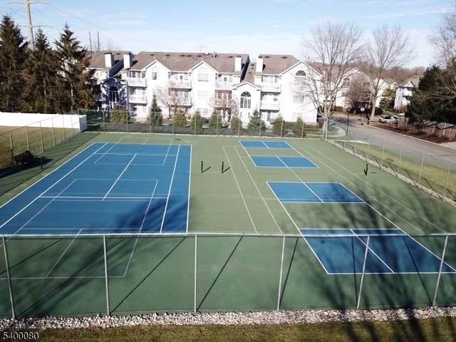 6 Davenport Rd, Montville Twp., NJ 07045