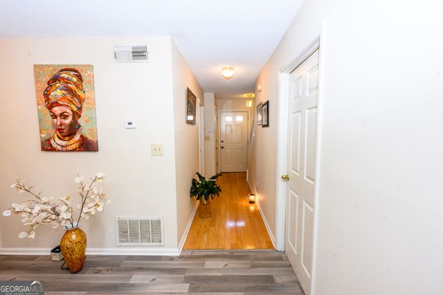 6452 Wedgeview Drive, Tucker, GA 30084
