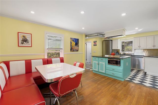 34 Terrace Drive, East Greenwich, RI 02818