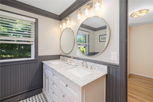 34 Terrace Drive, East Greenwich, RI 02818