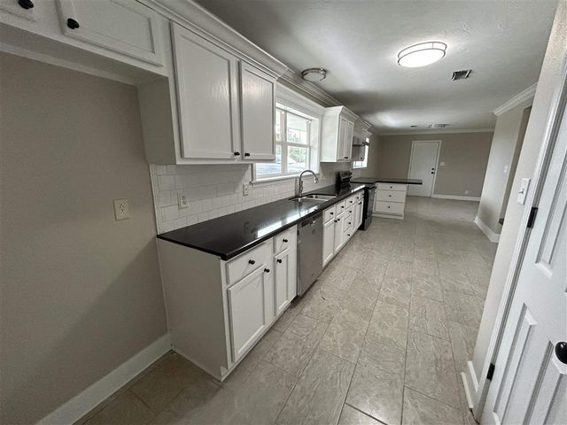 505 N Lebanon Street, Sulphur, LA 70663