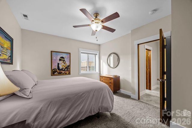 19 Dunsmore Avenue, Black Mountain, NC 28711