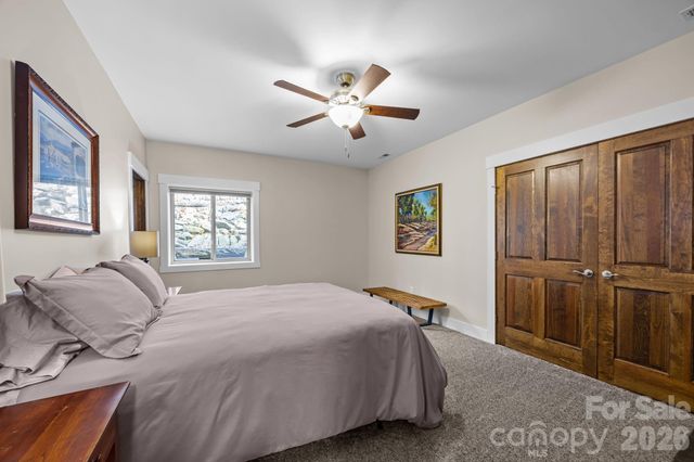 19 Dunsmore Avenue, Black Mountain, NC 28711