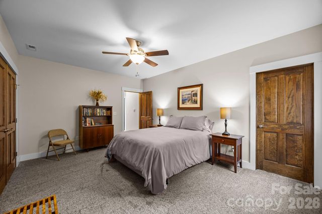 19 Dunsmore Avenue, Black Mountain, NC 28711